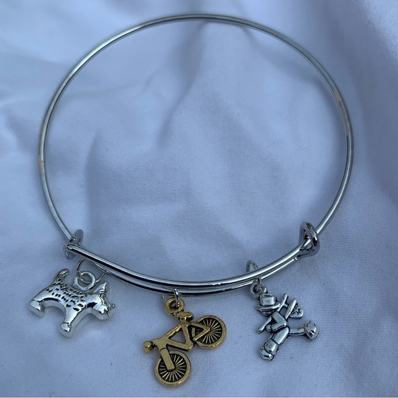 Brand New! Handmade! Adjustable Charm Bangle Bracelet! - Picture 4 of 6